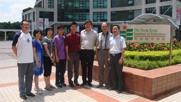 专业教师去香港教育学院参观和学习